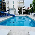 Hotel Clubhotel 3*