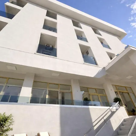 Clubhotel Hotel 3*