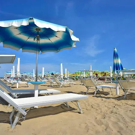 Clubhotel Отель