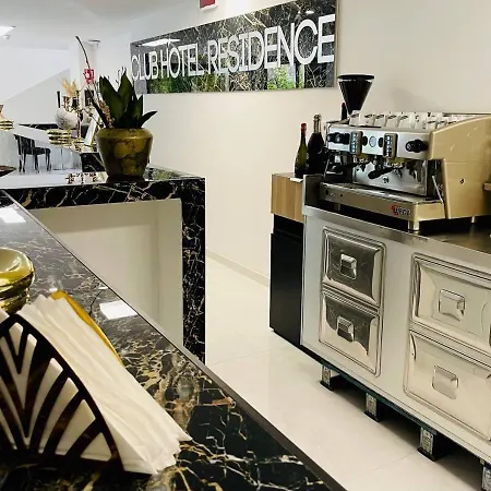 Clubhotel ホテル チェゼナーティコ