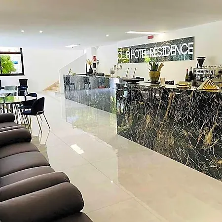 Ξενοδοχείο Clubhotel 3*