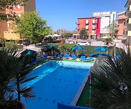 Clubhotel فندق 3*