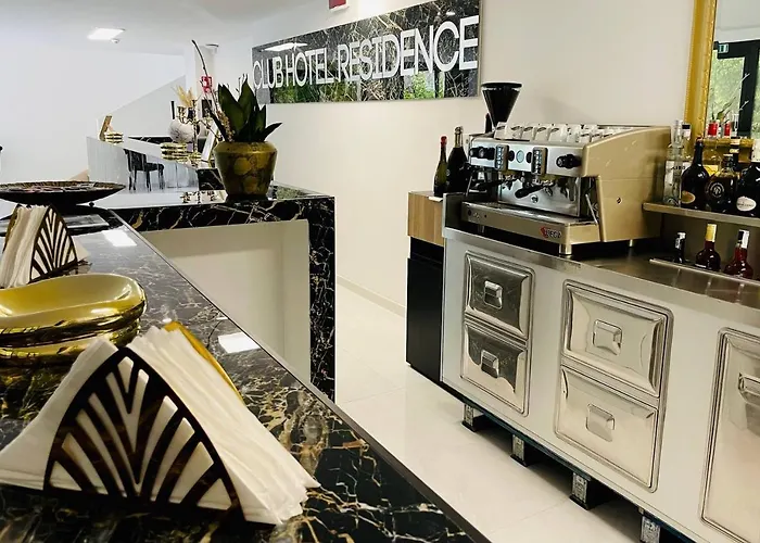 Clubhotel Отель Чезенатико