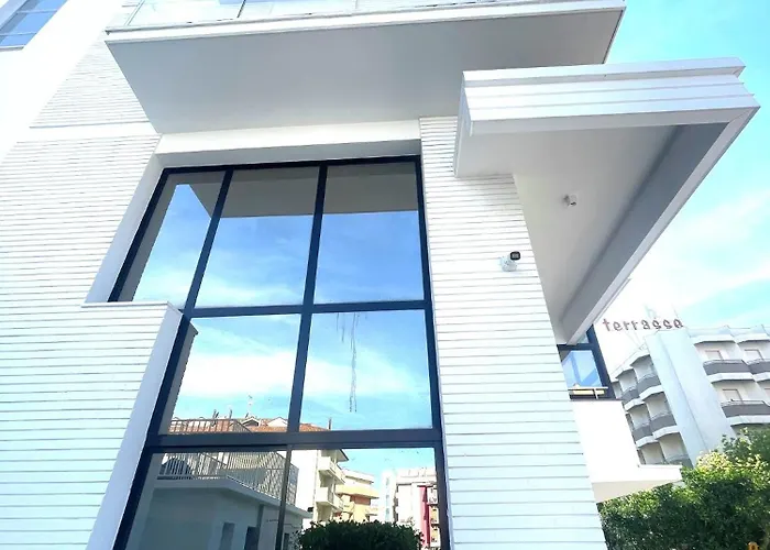 Clubhotel Отель 3*