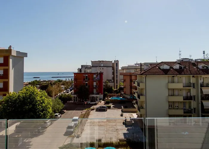 Отель Clubhotel 3*